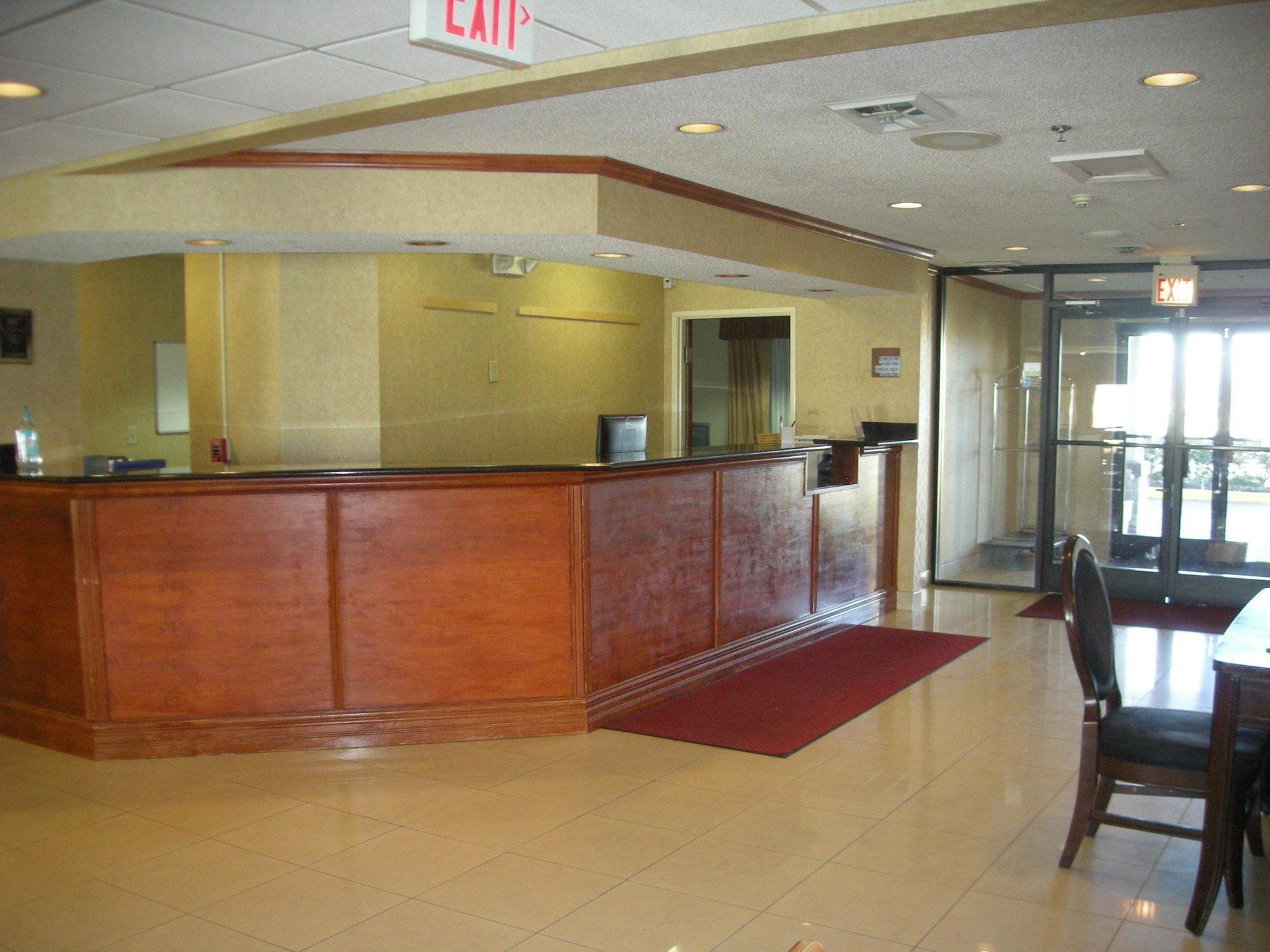 Red Roof Inn Evansville Stacer Exterior foto