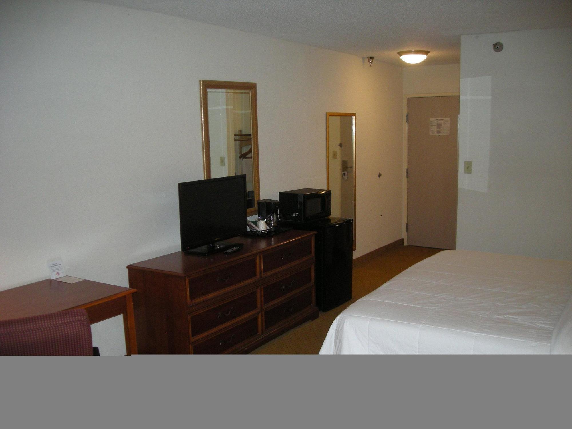 Red Roof Inn Evansville Stacer Exterior foto